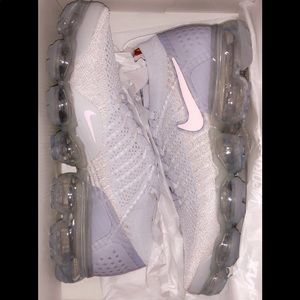 Used women’s Nike air Vapormax flyknit 2